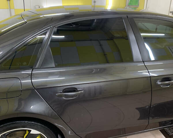 Серый Ауди А4, объемом двигателя 2.7 л и пробегом 400 тыс. км за 8850 $, фото 43 на Automoto.ua