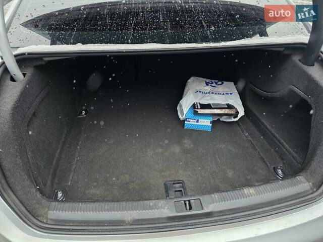 Сірий Ауді А4, об'ємом двигуна 1.8 л та пробігом 188 тис. км за 8499 $, фото 47 на Automoto.ua