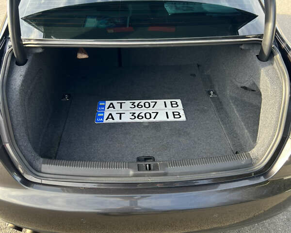 Сірий Ауді А4, об'ємом двигуна 1.8 л та пробігом 190 тис. км за 10499 $, фото 23 на Automoto.ua