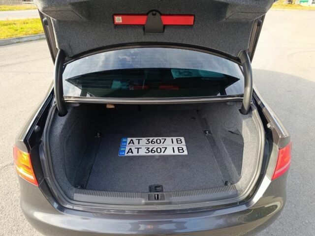 Серый Ауди А4, объемом двигателя 1.8 л и пробегом 190 тыс. км за 10499 $, фото 8 на Automoto.ua