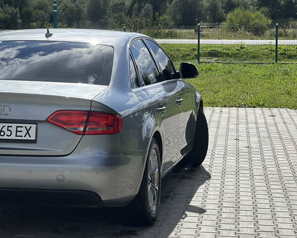 Сірий Ауді А4, об'ємом двигуна 2.01 л та пробігом 274 тис. км за 10800 $, фото 11 на Automoto.ua