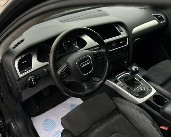 Серый Ауди А4, объемом двигателя 1.8 л и пробегом 212 тыс. км за 8500 $, фото 16 на Automoto.ua