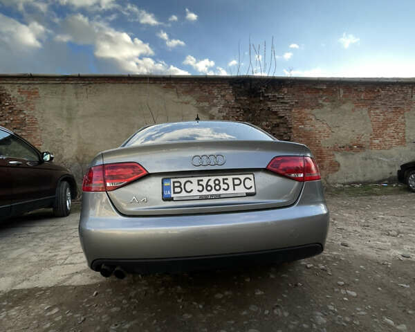 Сірий Ауді А4, об'ємом двигуна 1.8 л та пробігом 273 тис. км за 7850 $, фото 1 на Automoto.ua