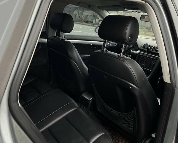 Серый Ауди А4, объемом двигателя 2 л и пробегом 235 тыс. км за 7000 $, фото 12 на Automoto.ua