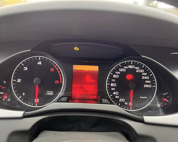 Сірий Ауді А4, об'ємом двигуна 2.01 л та пробігом 274 тис. км за 10800 $, фото 18 на Automoto.ua