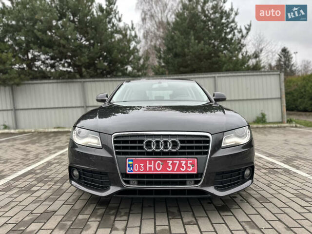 Серый Ауди А4, объемом двигателя 1.8 л и пробегом 212 тыс. км за 8500 $, фото 1 на Automoto.ua