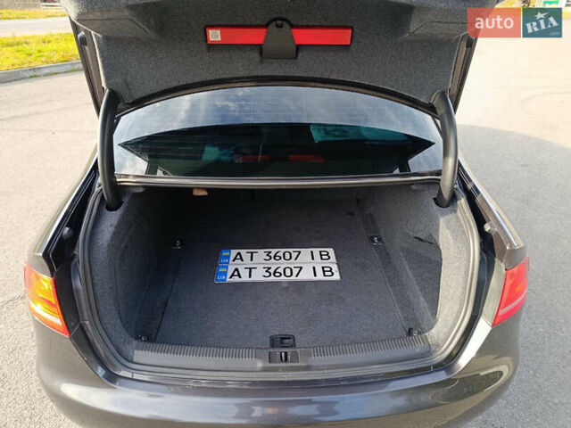 Сірий Ауді А4, об'ємом двигуна 1.8 л та пробігом 190 тис. км за 10499 $, фото 12 на Automoto.ua