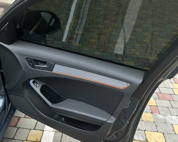 Сірий Ауді А4, об'ємом двигуна 2 л та пробігом 221 тис. км за 7200 $, фото 17 на Automoto.ua