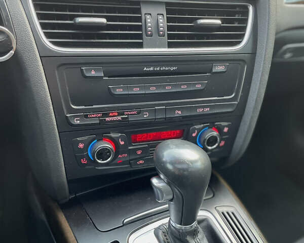 Сірий Ауді А4, об'ємом двигуна 2.7 л та пробігом 280 тис. км за 9800 $, фото 22 на Automoto.ua