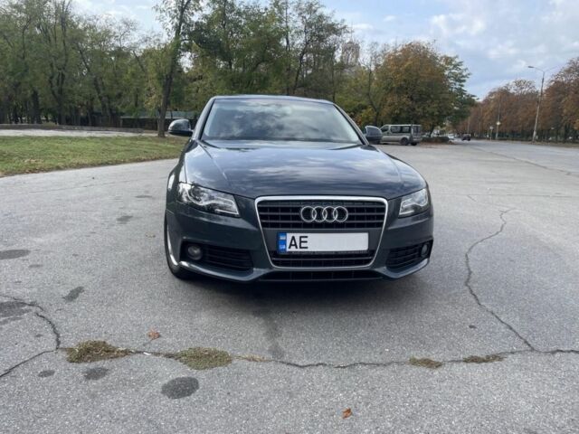 Сірий Ауді А4, об'ємом двигуна 0 л та пробігом 219 тис. км за 8500 $, фото 2 на Automoto.ua