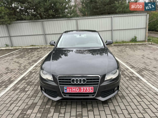 Серый Ауди А4, объемом двигателя 1.8 л и пробегом 212 тыс. км за 8500 $, фото 2 на Automoto.ua