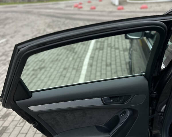 Серый Ауди А4, объемом двигателя 1.8 л и пробегом 212 тыс. км за 8500 $, фото 22 на Automoto.ua