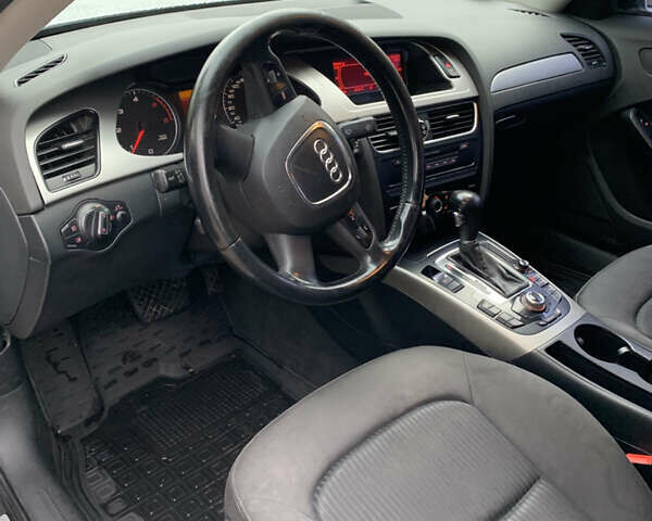 Ауди А4 2008 в Обухове на Automoto.ua Серый Ауди А4, объемом двигателя 1.97 л и пробегом 336 тыс. км за 7200 $, фото 6 на Automoto.ua
