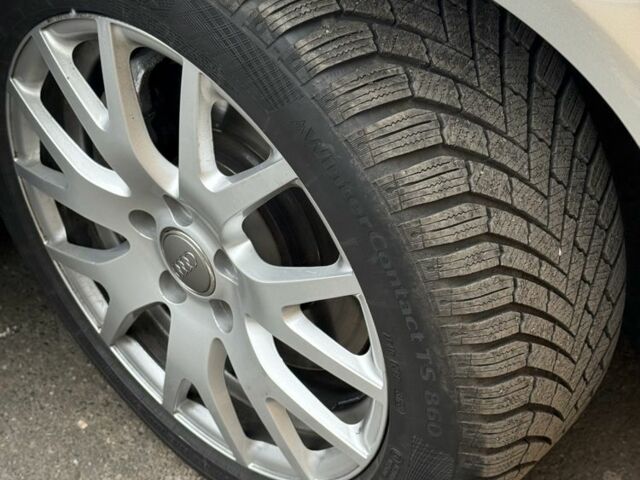 Сірий Ауді А4, об'ємом двигуна 2 л та пробігом 292 тис. км за 9200 $, фото 2 на Automoto.ua