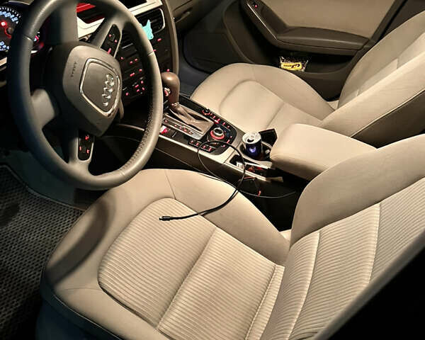 Сірий Ауді А4, об'ємом двигуна 2.01 л та пробігом 274 тис. км за 10800 $, фото 19 на Automoto.ua