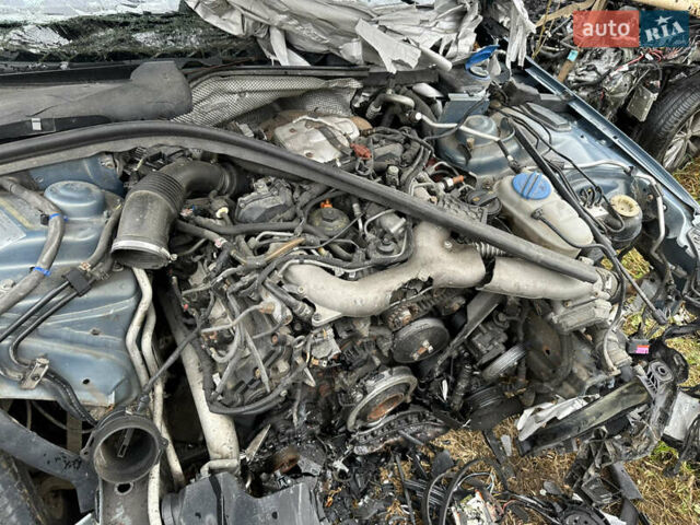 Серый Ауди А4, объемом двигателя 2.7 л и пробегом 200 тыс. км за 2700 $, фото 4 на Automoto.ua