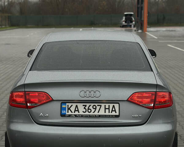 Сірий Ауді А4, об'ємом двигуна 1.8 л та пробігом 193 тис. км за 10000 $, фото 11 на Automoto.ua