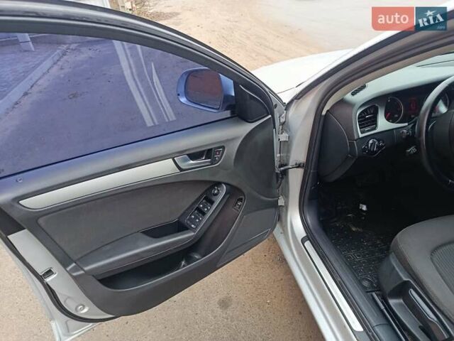 Серый Ауди А4, объемом двигателя 2 л и пробегом 337 тыс. км за 8100 $, фото 17 на Automoto.ua
