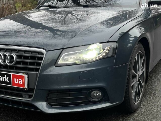 Сірий Ауді А4, об'ємом двигуна 2 л та пробігом 270 тис. км за 8990 $, фото 2 на Automoto.ua