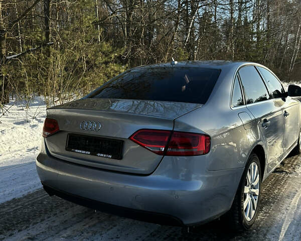 Сірий Ауді А4, об'ємом двигуна 1.8 л та пробігом 340 тис. км за 8500 $, фото 10 на Automoto.ua