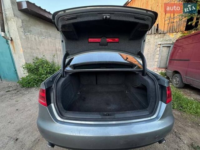 Серый Ауди А4, объемом двигателя 3 л и пробегом 290 тыс. км за 8500 $, фото 8 на Automoto.ua