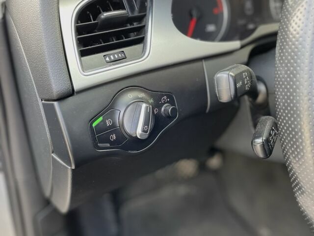 Ауді А4 2008 у Хусте на Automoto.ua Сірий Ауді А4, об'ємом двигуна 2.7 л та пробігом 278 тис. км за 9800 $, фото 17 на Automoto.ua