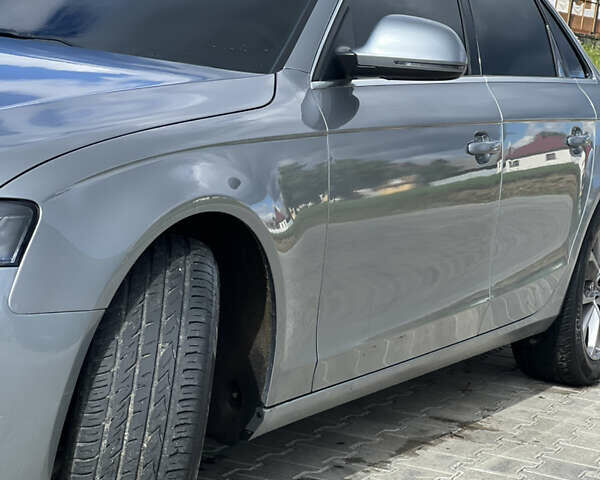 Сірий Ауді А4, об'ємом двигуна 2.01 л та пробігом 274 тис. км за 10800 $, фото 6 на Automoto.ua