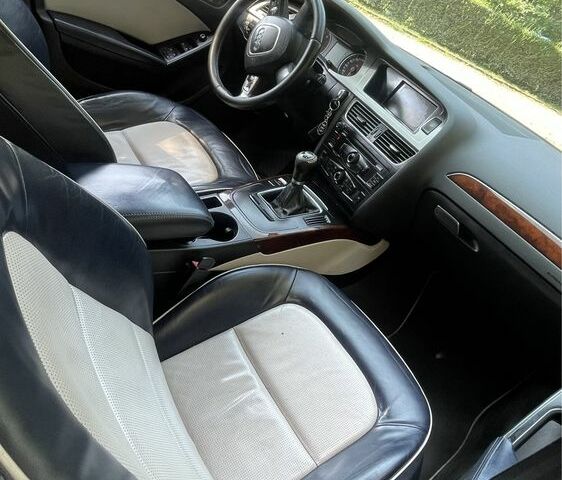 Сірий Ауді А4, об'ємом двигуна 1.8 л та пробігом 193 тис. км за 7999 $, фото 7 на Automoto.ua