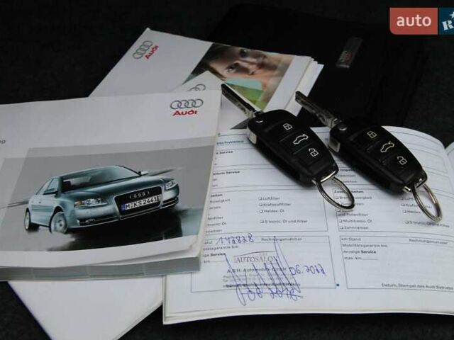 Сірий Ауді А4, об'ємом двигуна 1.6 л та пробігом 178 тис. км за 6650 $, фото 23 на Automoto.ua