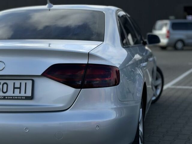 Серый Ауди А4, объемом двигателя 2 л и пробегом 290 тыс. км за 8999 $, фото 4 на Automoto.ua