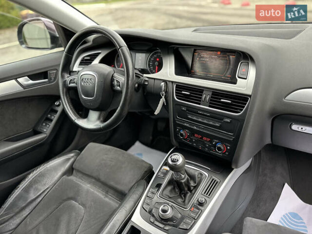 Серый Ауди А4, объемом двигателя 1.8 л и пробегом 212 тыс. км за 8500 $, фото 28 на Automoto.ua
