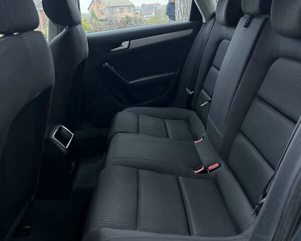 Серый Ауди А4, объемом двигателя 1.8 л и пробегом 210 тыс. км за 8900 $, фото 54 на Automoto.ua