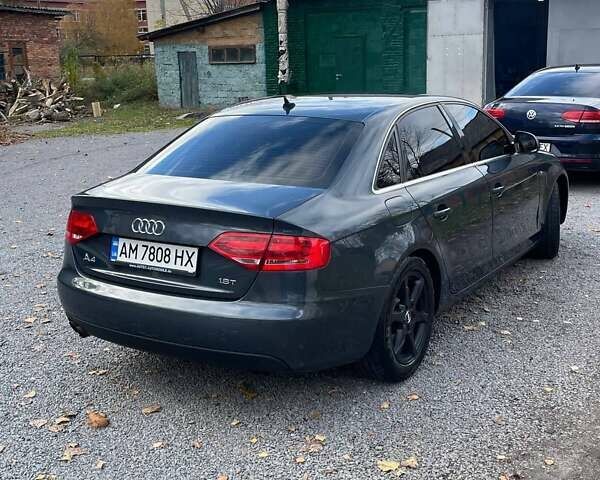 Сірий Ауді А4, об'ємом двигуна 1.78 л та пробігом 248 тис. км за 8950 $, фото 4 на Automoto.ua