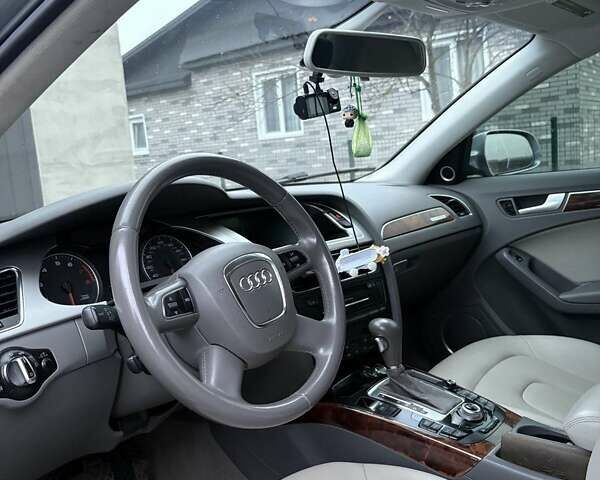 Серый Ауди А4, объемом двигателя 1.98 л и пробегом 160 тыс. км за 11900 $, фото 1 на Automoto.ua