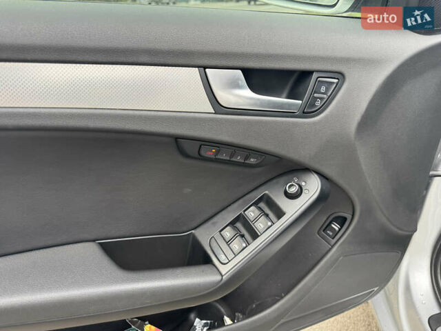 Сірий Ауді А4, об'ємом двигуна 1.98 л та пробігом 287 тис. км за 8500 $, фото 12 на Automoto.ua