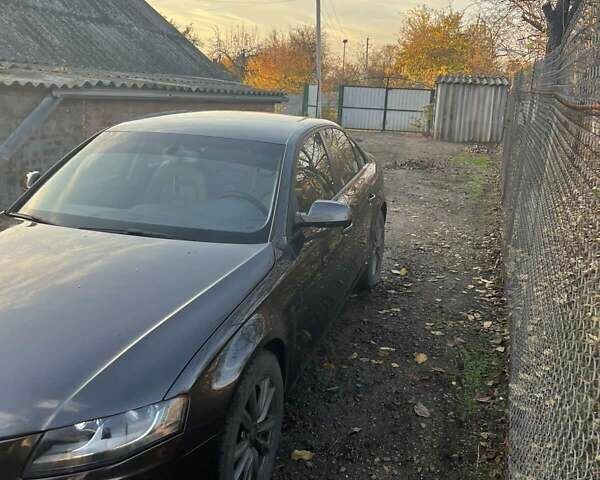 Сірий Ауді А4, об'ємом двигуна 1.97 л та пробігом 226 тис. км за 9000 $, фото 1 на Automoto.ua
