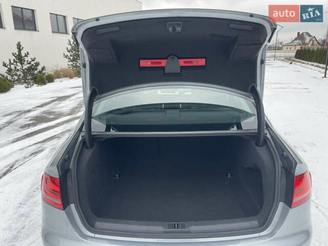 Сірий Ауді А4, об'ємом двигуна 1.98 л та пробігом 218 тис. км за 9500 $, фото 37 на Automoto.ua