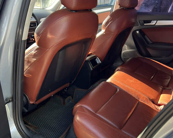 Сірий Ауді А4, об'ємом двигуна 1.97 л та пробігом 290 тис. км за 9999 $, фото 15 на Automoto.ua
