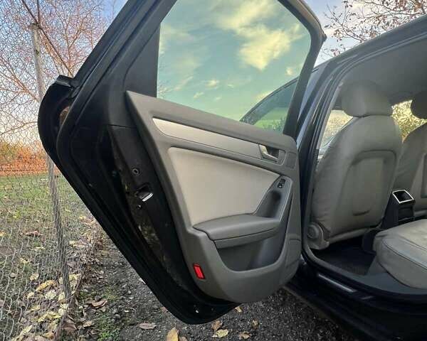 Сірий Ауді А4, об'ємом двигуна 1.97 л та пробігом 226 тис. км за 9000 $, фото 10 на Automoto.ua