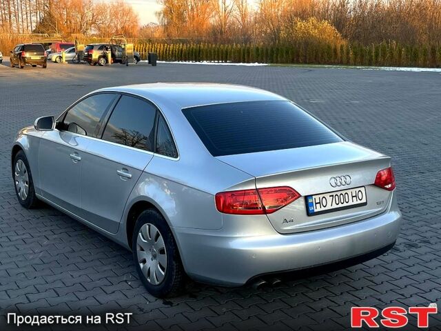 Серый Ауди А4, объемом двигателя 1.8 л и пробегом 231 тыс. км за 9200 $, фото 1 на Automoto.ua