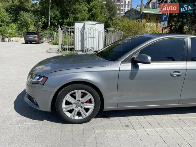 Серый Ауди А4, объемом двигателя 2 л и пробегом 282 тыс. км за 9000 $, фото 8 на Automoto.ua