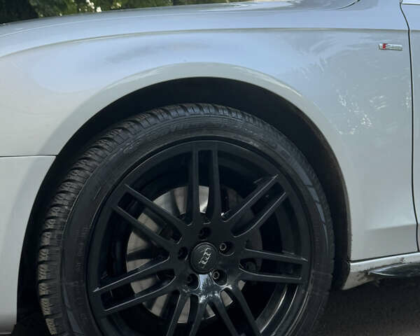 Ауди А4 2009 в Полтаве на Automoto.ua Серый Ауди А4, объемом двигателя 1.98 л и пробегом 307 тыс. км за 10500 $, фото 4 на Automoto.ua