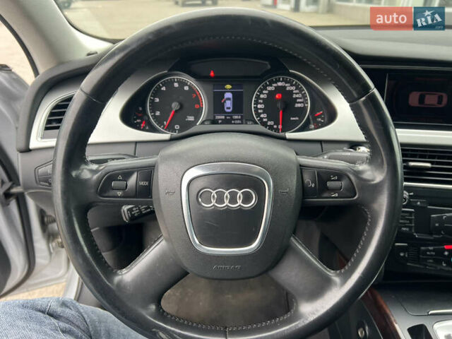 Серый Ауди А4, объемом двигателя 1.98 л и пробегом 239 тыс. км за 12500 $, фото 25 на Automoto.ua