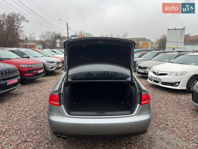 Сірий Ауді А4, об'ємом двигуна 1.98 л та пробігом 235 тис. км за 9550 $, фото 8 на Automoto.ua