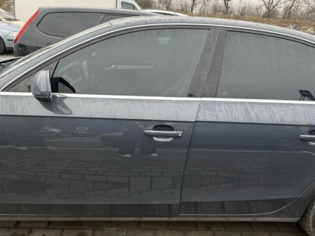 Серый Ауди А4, объемом двигателя 2 л и пробегом 290 тыс. км за 9500 $, фото 3 на Automoto.ua