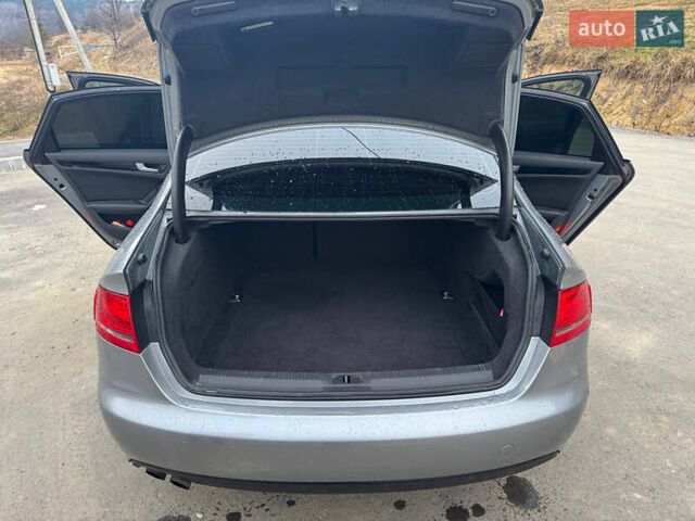 Сірий Ауді А4, об'ємом двигуна 1.98 л та пробігом 263 тис. км за 7500 $, фото 22 на Automoto.ua