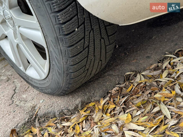 Серый Ауди А4, объемом двигателя 1.97 л и пробегом 237 тыс. км за 7200 $, фото 23 на Automoto.ua