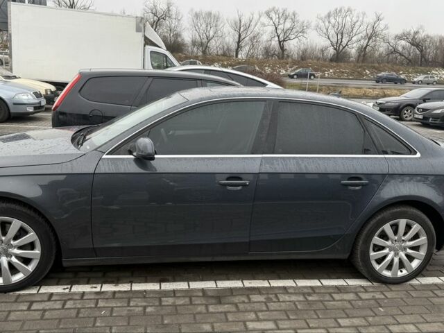 Серый Ауди А4, объемом двигателя 2 л и пробегом 290 тыс. км за 9500 $, фото 5 на Automoto.ua