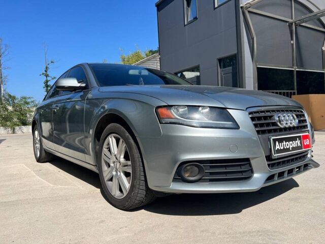 Серый Ауди А4, объемом двигателя 2 л и пробегом 270 тыс. км за 9490 $, фото 2 на Automoto.ua