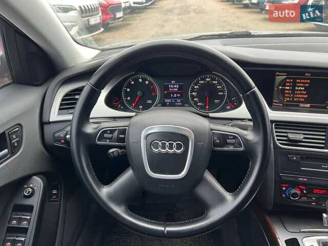 Сірий Ауді А4, об'ємом двигуна 1.98 л та пробігом 235 тис. км за 9550 $, фото 21 на Automoto.ua
